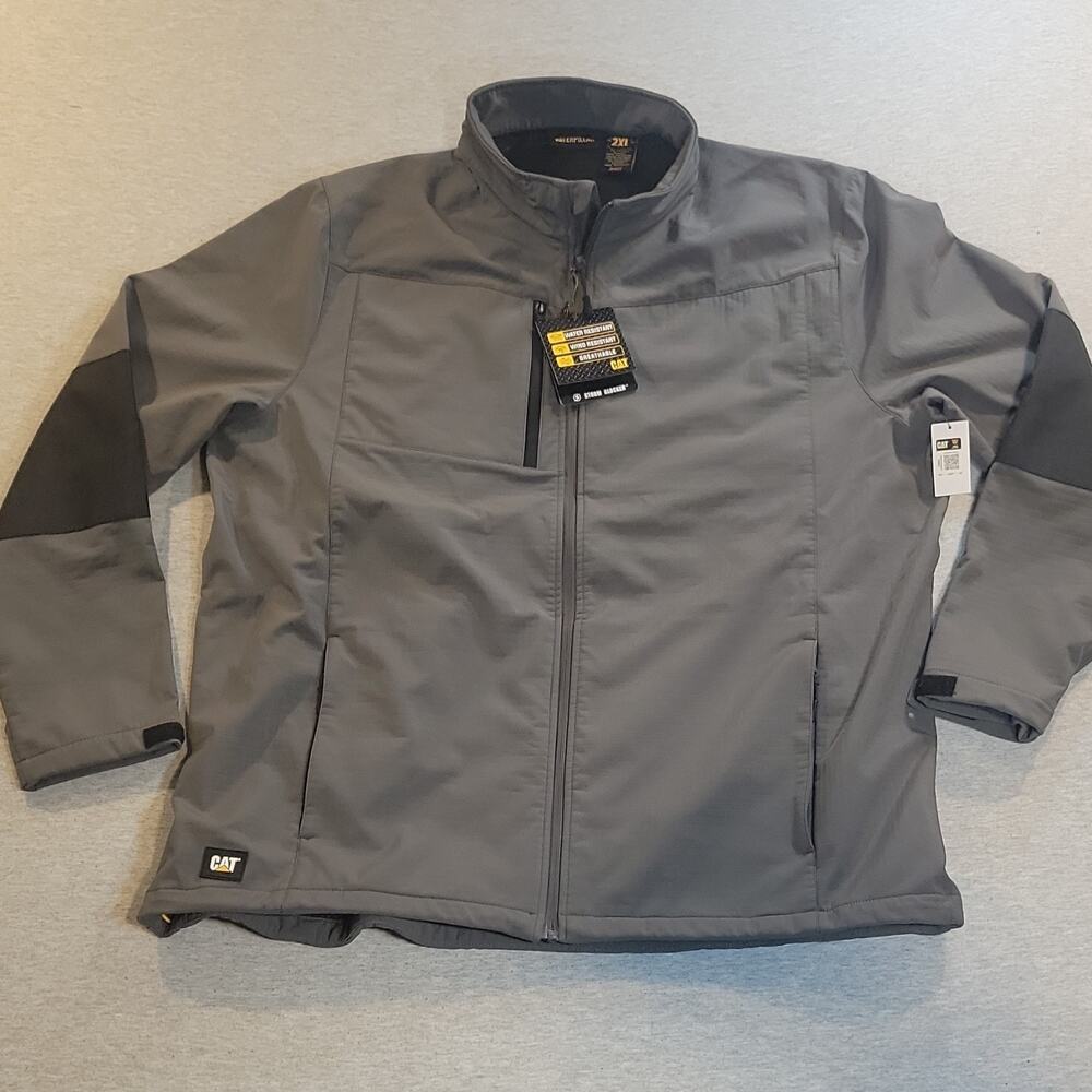 New with tags CAT Caterpillar Grid Fleece Bonded Softshell Jacket in men’s size